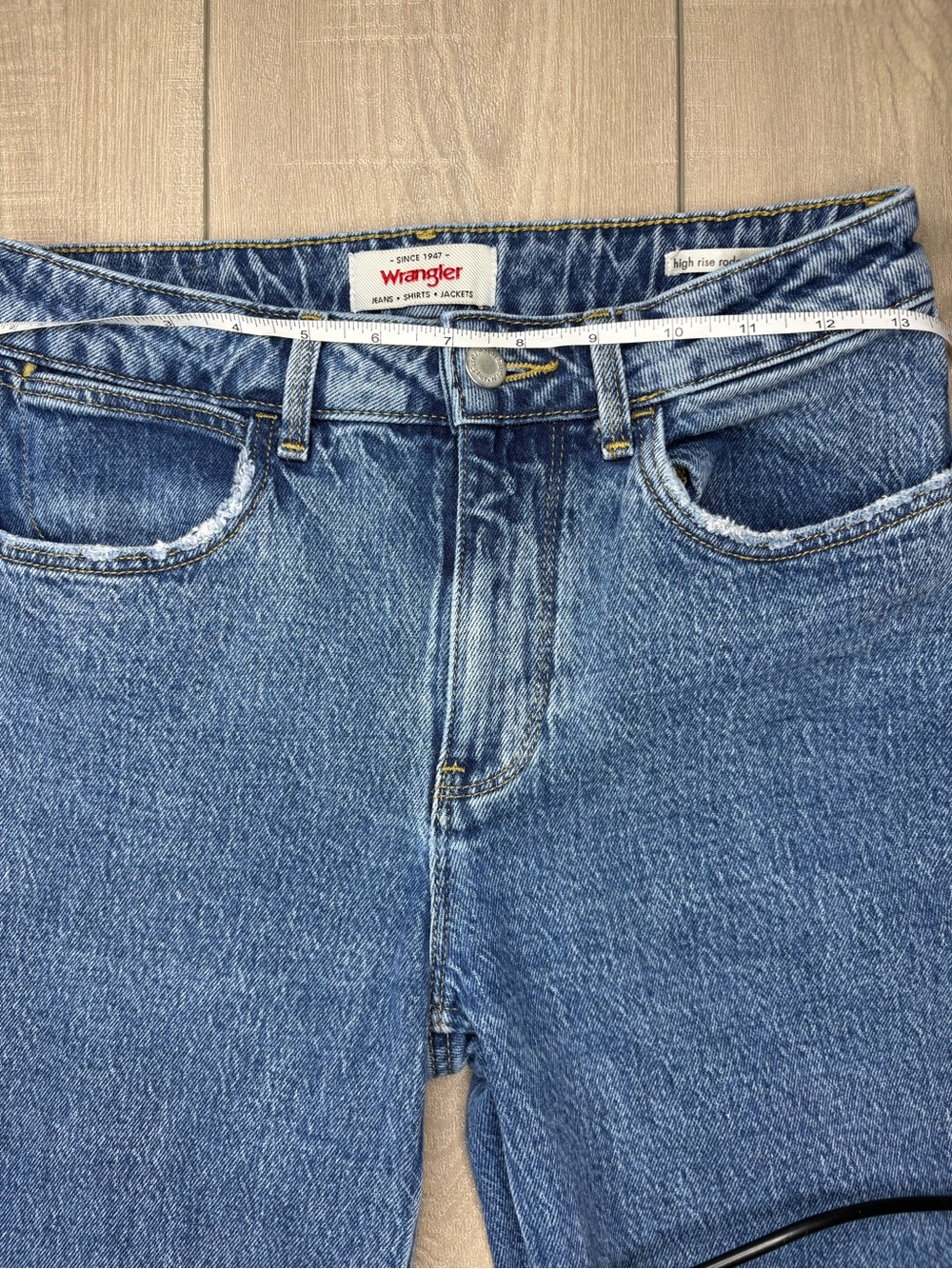 Wrangler High-Rise Rodeo Straight Crop Blue Denim Jeans - Picture 5 of 8